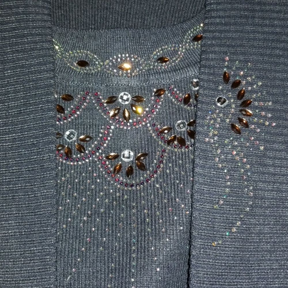 Sweater - Picture 3 of 5